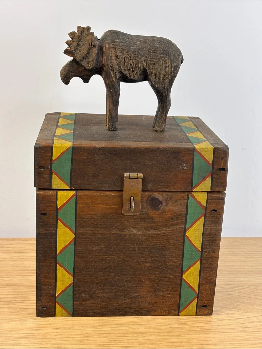 1993 Lloyd-Mann Wooden Moose Top Trinket Box‎ with Painted Geometric Trim